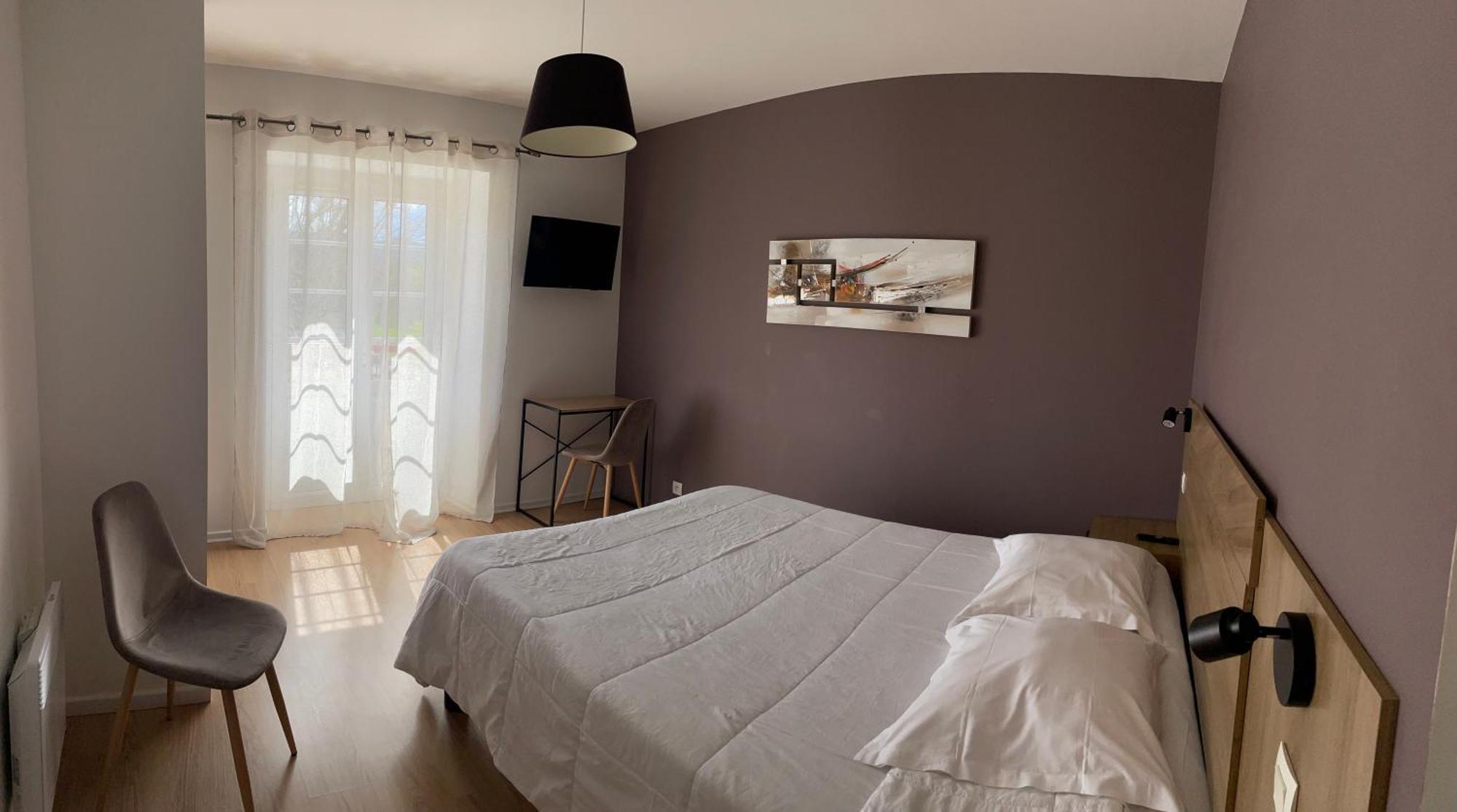 Mendy Hotel
